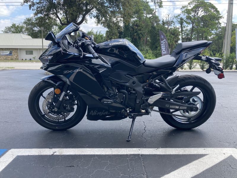 2024 Kawasaki Ninja ZX-4R ABS