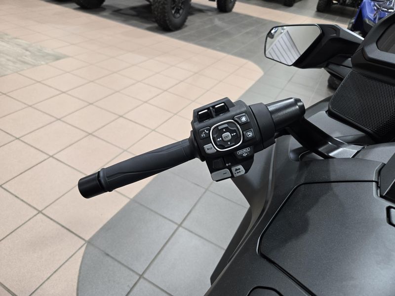 New 2025 Honda GOLD WING DCT 50TH ANNIVERSARY MATTE BLACK METALLIC Image 8