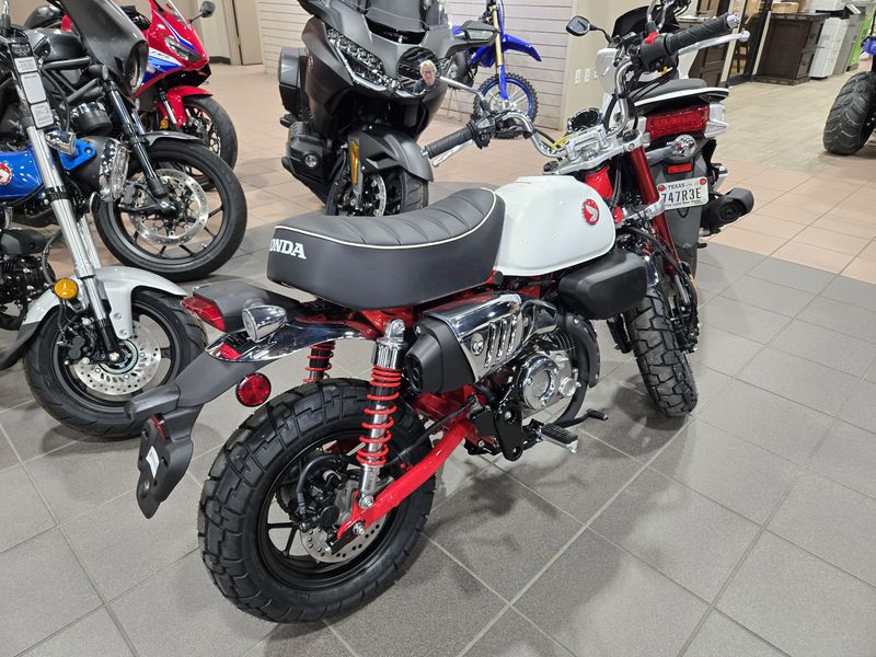 New 2025 Honda MONKEY ABS RED Image 5