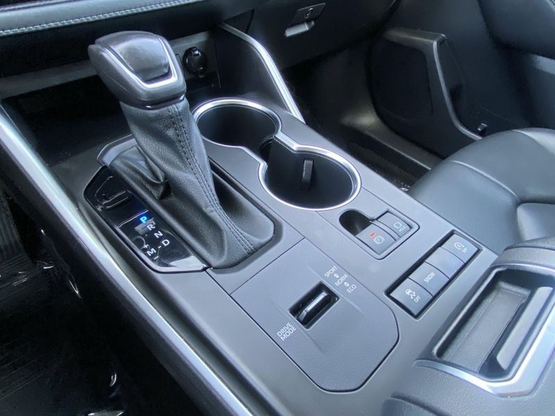 2022 Toyota Highlander XLEImage 25
