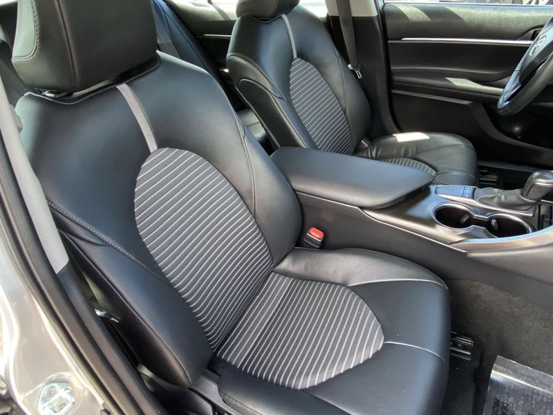 Used 2024 Toyota Camry SEImage 11
