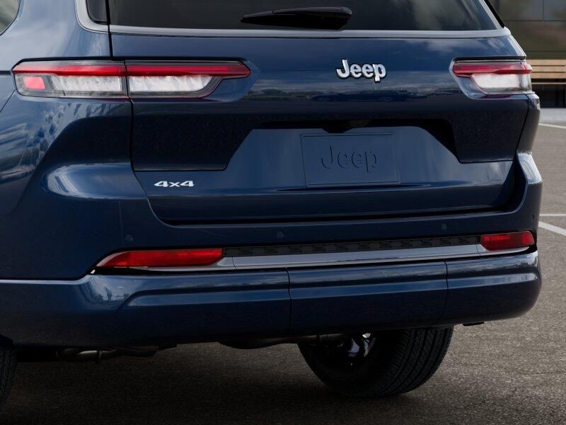 New 2026 Jeep Grand Cherokee L Limited Reserve 4x4Image 39