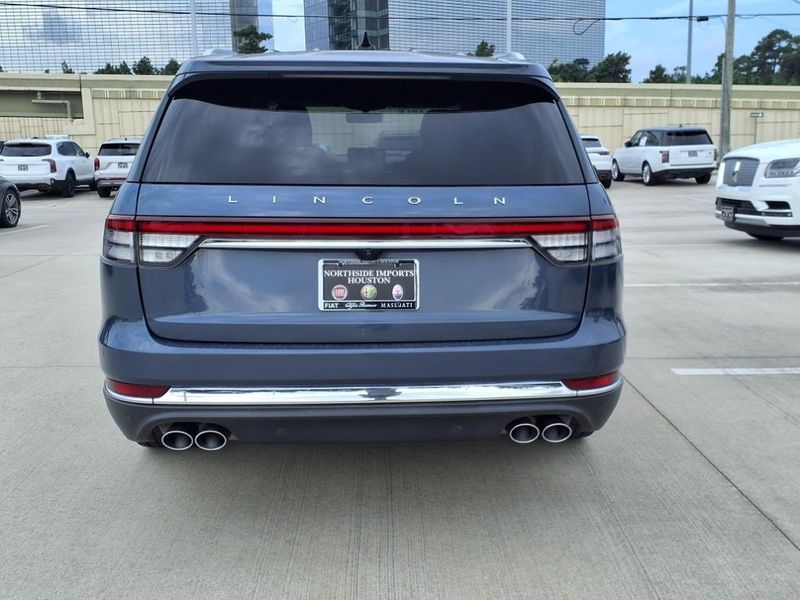Used 2021 Lincoln Aviator ReserveImage 9