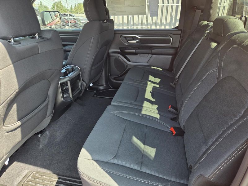 New 2026 RAM 1500 Big Horn Crew Cab 4x4 5'7' Box