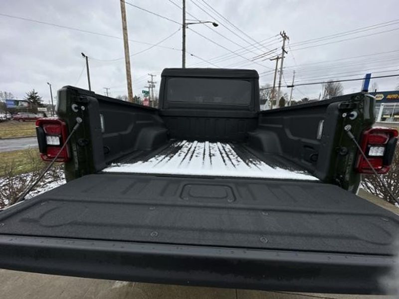 2022 Jeep Gladiator Rubicon 4x4Image 27