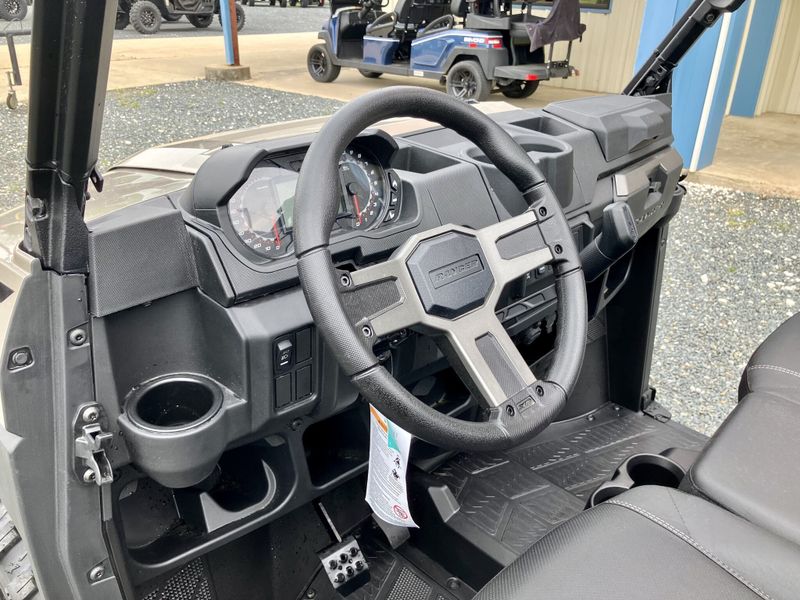 2024 Polaris Ranger XP 1000 PremiumImage 18