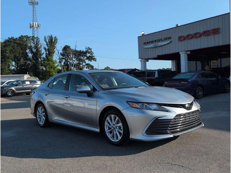 Used 2024 Toyota Camry LEImage 7