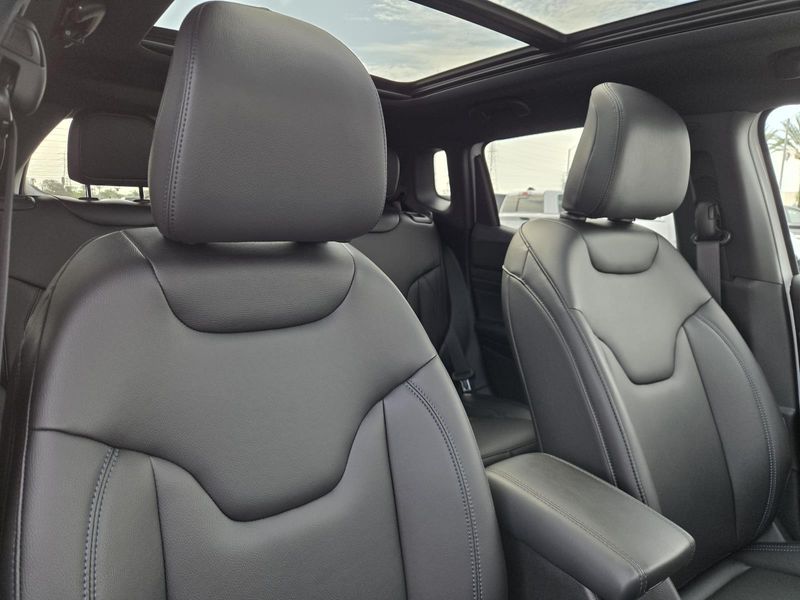 New 2026 Jeep Compass Limited Altitude 4x4