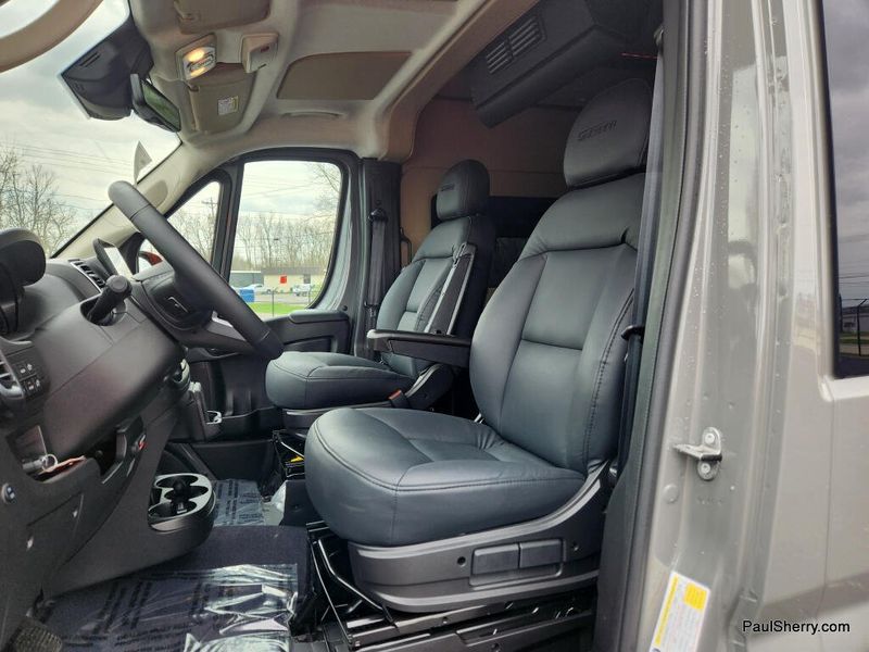 New 2026 RAM Promaster 2500 Slt+ Window Van High Roof 159' Wb
