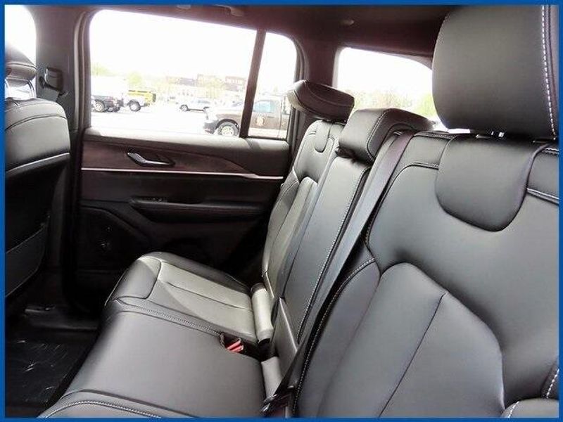 2025 Jeep Grand Cherokee LimitedImage 10