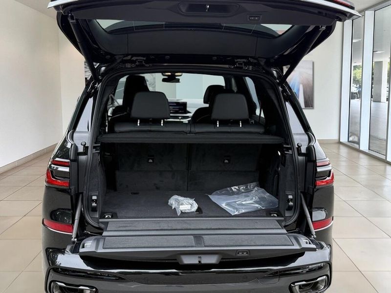 2026 BMW X7 xDrive40iImage 15