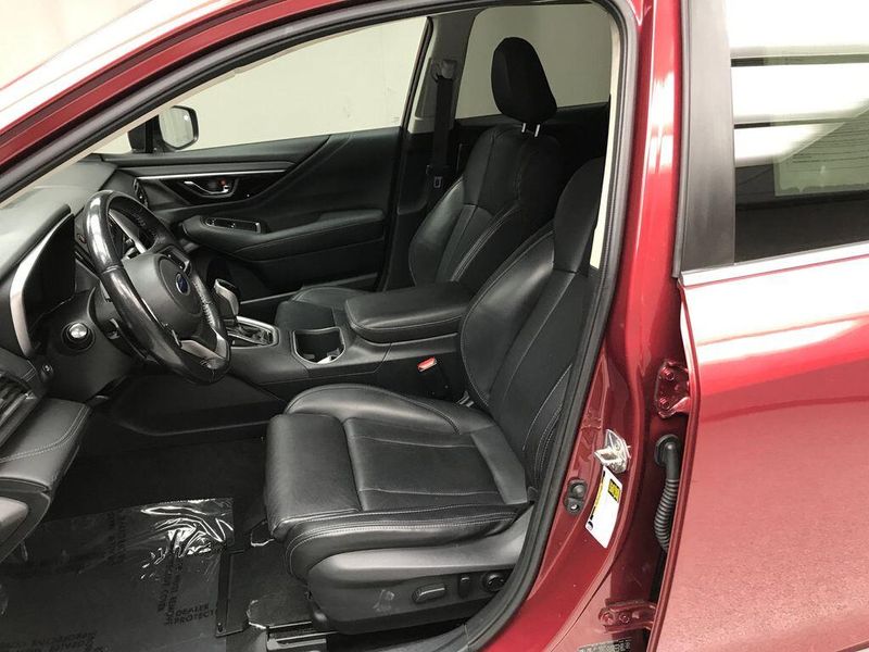 Used 2021 Subaru Outback LimitedImage 5