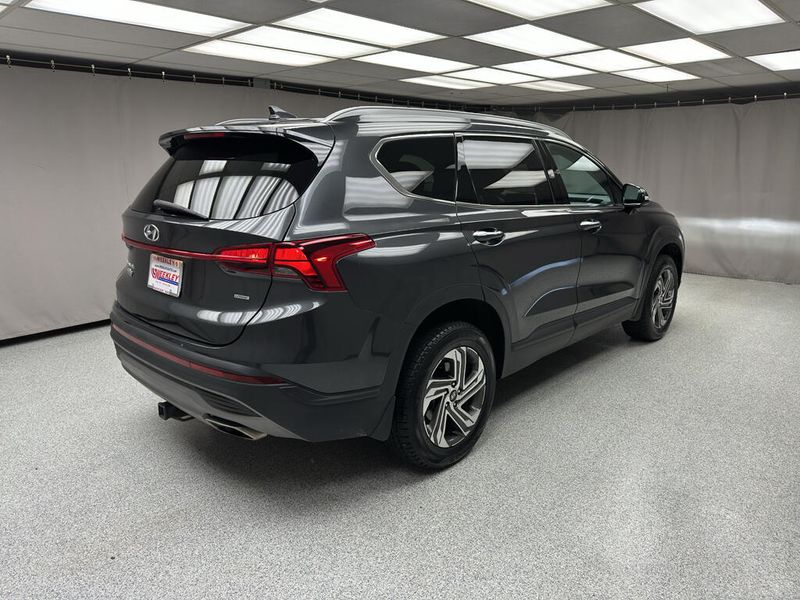 Used 2023 Hyundai Santa Fe SELImage 4