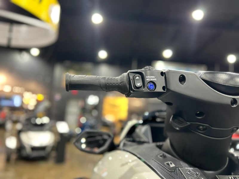 New 2025 Yamaha FX LIMITED SVHO Image 35