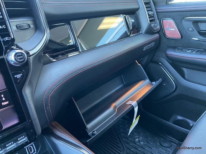 New 2026 RAM 1500 Rho Crew Cab 4x4 5'7' Box