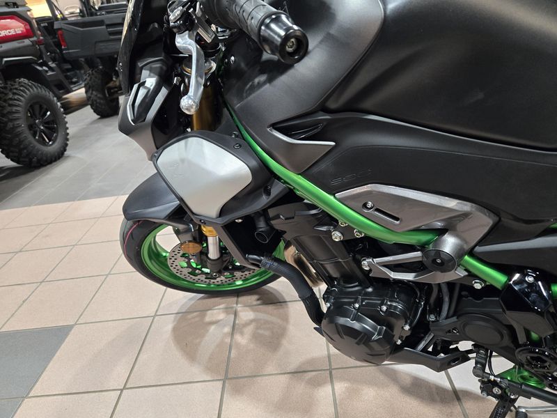 NEW 2026 KAWASAKI Z900 SE ABS Image 6