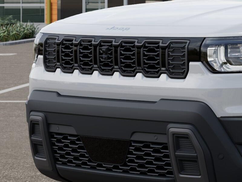 New 2026 Jeep Cherokee Overland 4x4Image 11