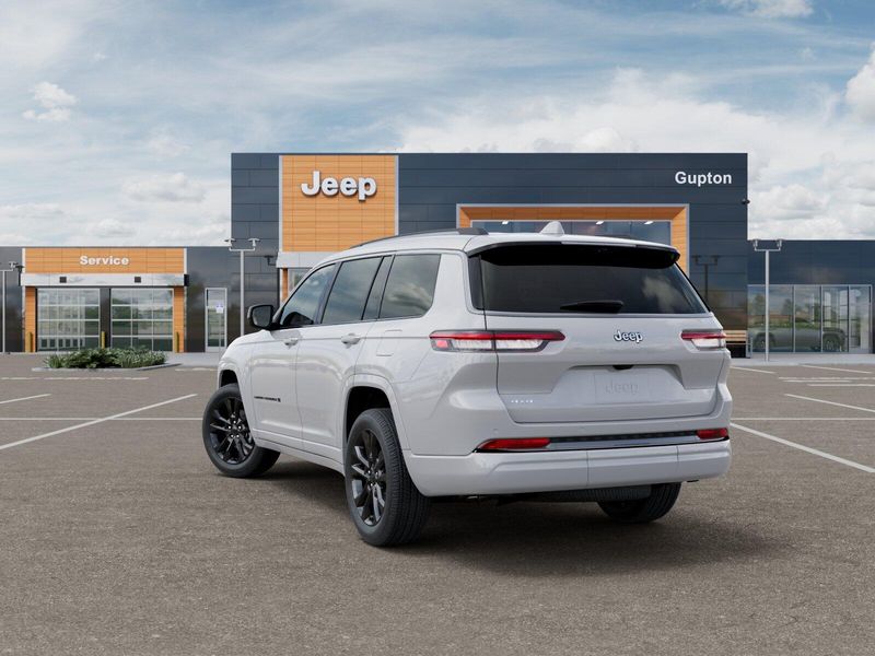 New 2026 Jeep Grand Cherokee L Limited Reserve 4x4Image 24