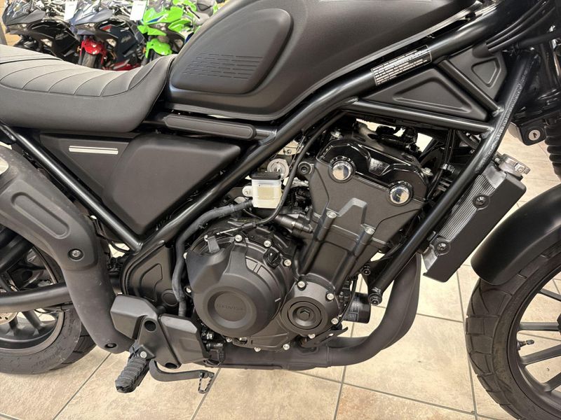 New 2026 Honda SCL500 Image 20