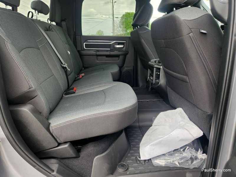 2024 RAM 2500 Big Horn Crew Cab 4x4 6