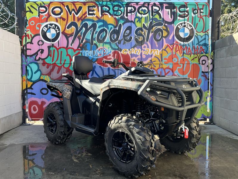 2025 Can-Am OUTLANDER MAX PRO HD7 Image 1