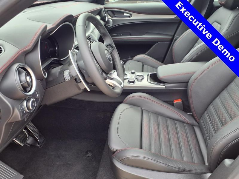 New 2025 Alfa Romeo Stelvio Tributo Italiano AwdImage 14
