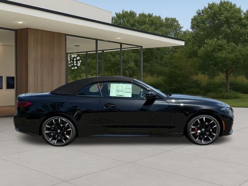 New 2026 BMW 4 Series M440iImage 7