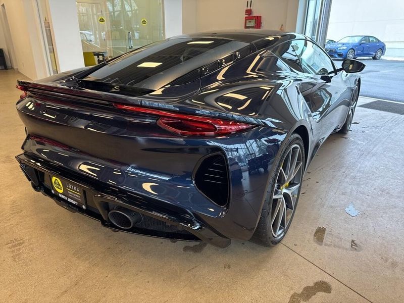 2024 Lotus Emira 