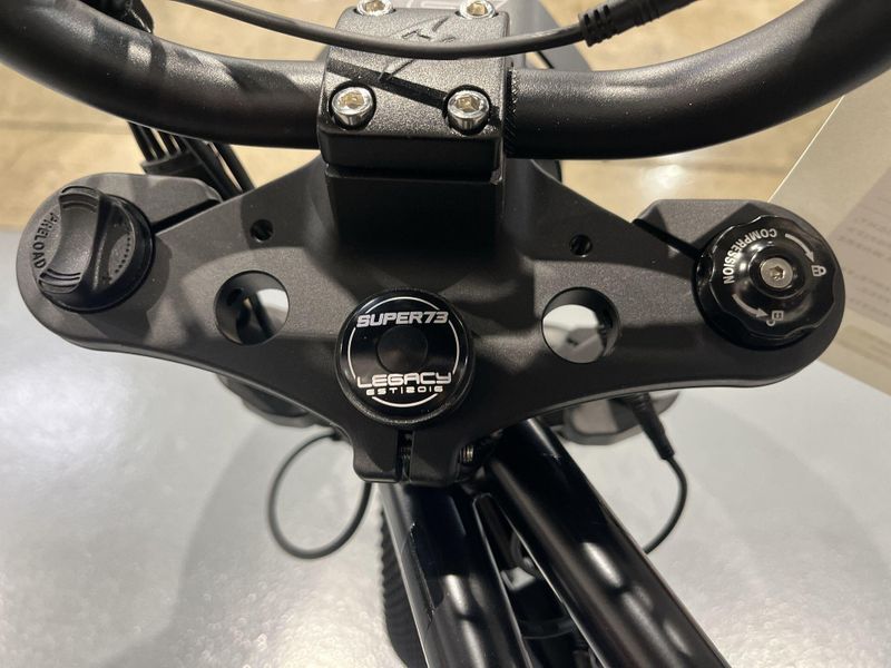 New 2025 Super73 ZX SE E-Bike Image 17