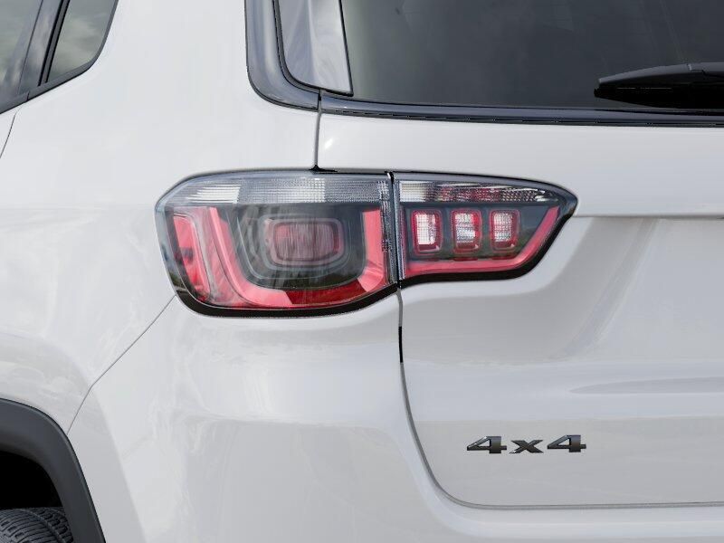 New 2026 Jeep Compass Latitude Altitude 4x4Image 9