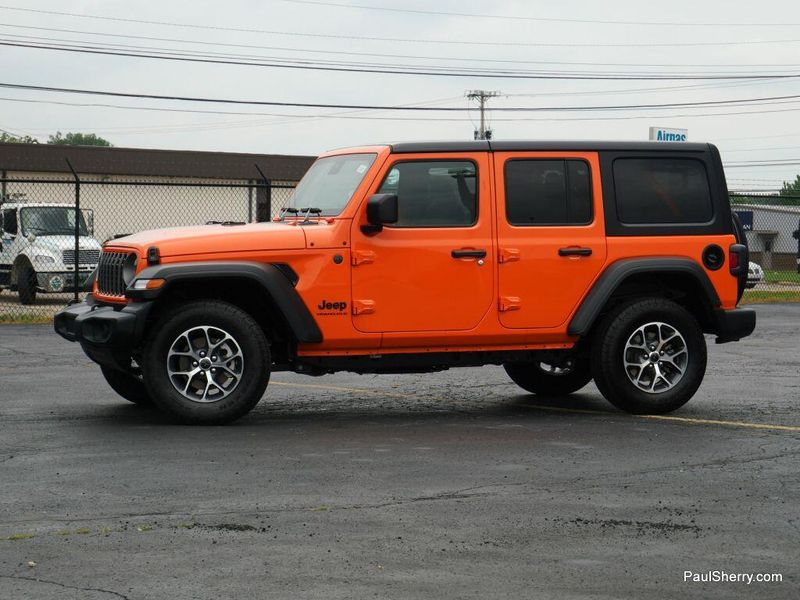 New 2025 Jeep Wrangler 4-door Sport S
