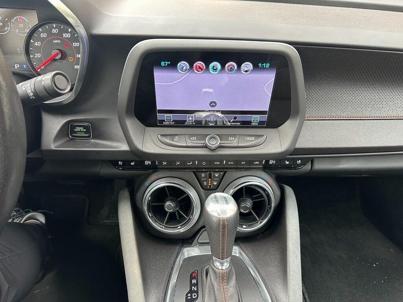 2017 Chevrolet Camaro 2LTImage 8