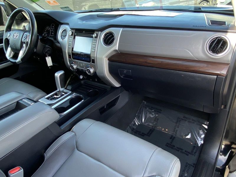 2018 Toyota Tundra Image 11