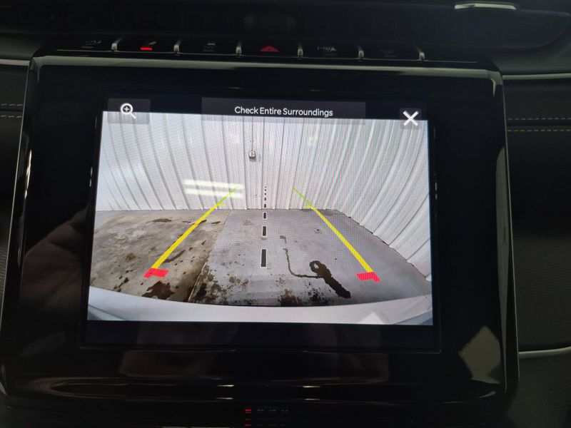 New 2025 Jeep Grand Cherokee L Altitude X 4x4Image 34