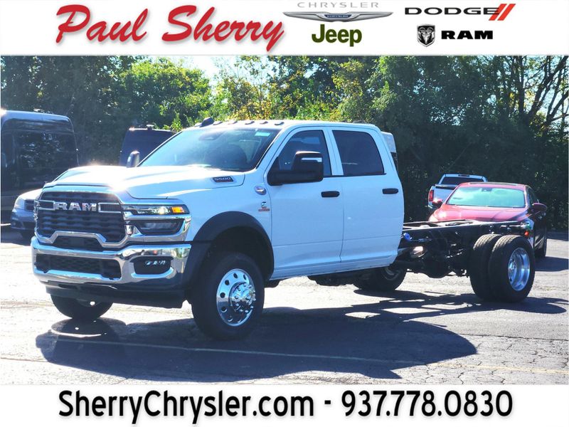 New 2027 RAM 5500 Tradesman Chassis Crew Cab 4x4 84' Ca