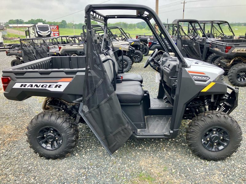 2024 Polaris Ranger 1000 PremiumImage 15