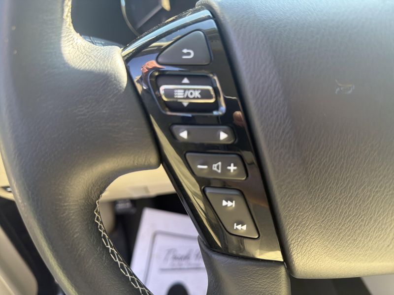 Used 2023 INFINITI QX80 LuxeImage 24