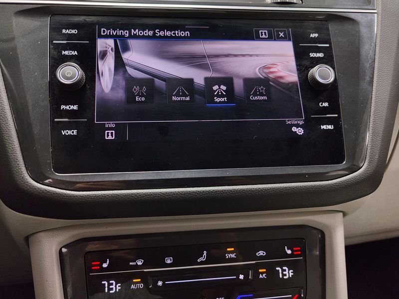 Used 2022 Volkswagen Tiguan SE 4-Motion AWDImage 19