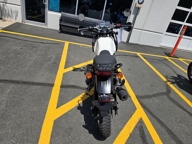 Used 2023 Royal Enfield Himalayan Image 7