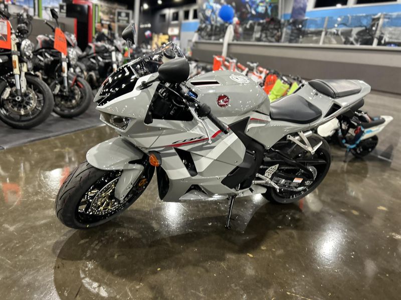 New 2026 Honda CBR600RR Image 12