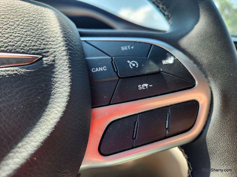 Used 2023 Chrysler Voyager LXImage 49