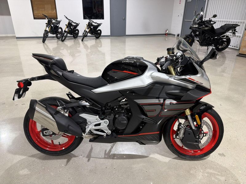 New 2026 CFMOTO 450SS Image 11