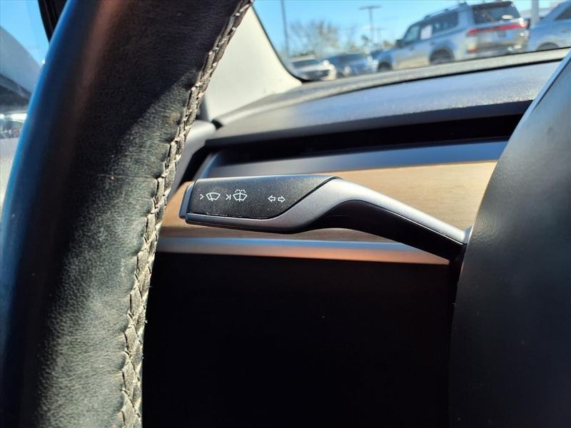 Used 2018 Tesla Model 3 Long RangeImage 18