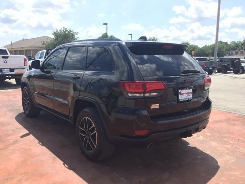 2019 Jeep Grand Cherokee TrailhawkImage 3