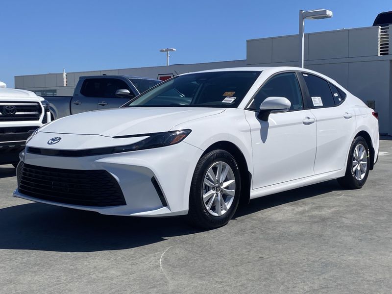 New 2025 Toyota Camry LEImage 6