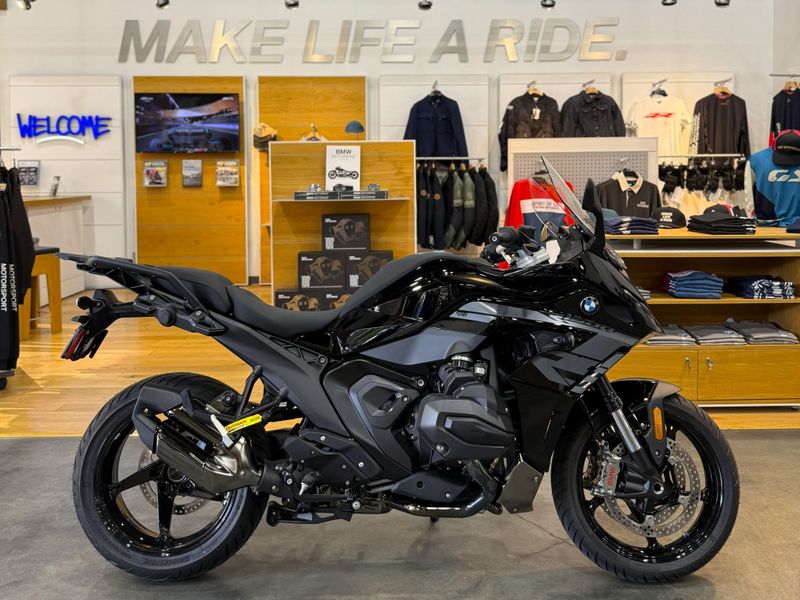 2026 BMW R 1300 RSImage 1