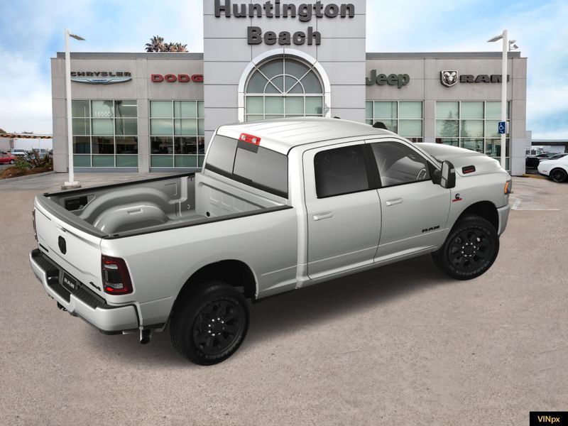 2024 RAM 2500 Big Horn Crew Cab 4x4Image 6