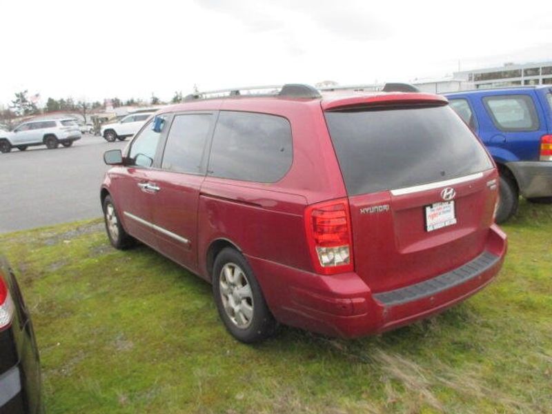 Used 2007 Hyundai Entourage Image 8