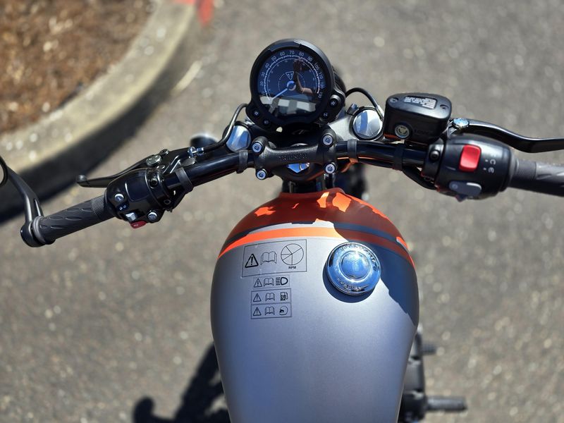 New 2025 Triumph BONNEVILLE BOBBER 