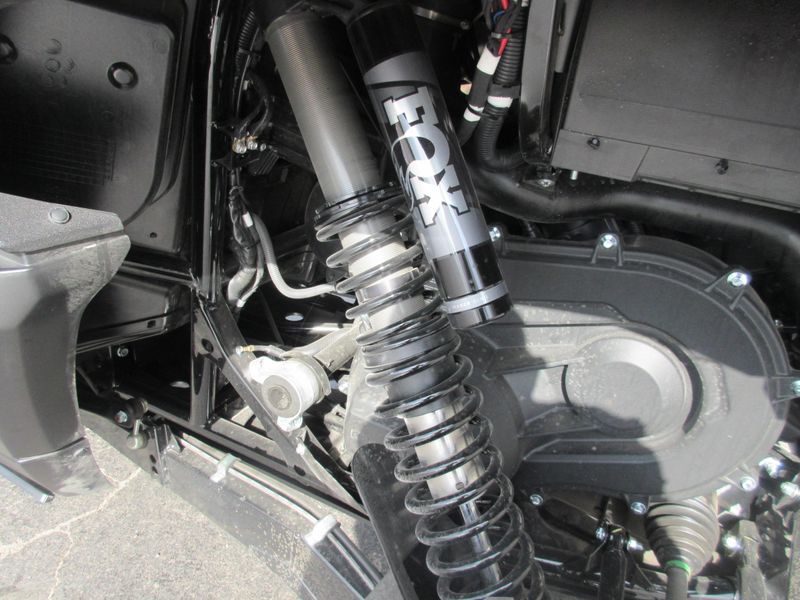 USED 2026 KAWASAKI TERYX KRX 1000 BLACKOUT EDITION Image 23